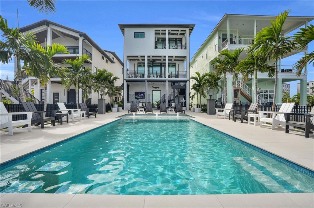 441 Estero BLVD