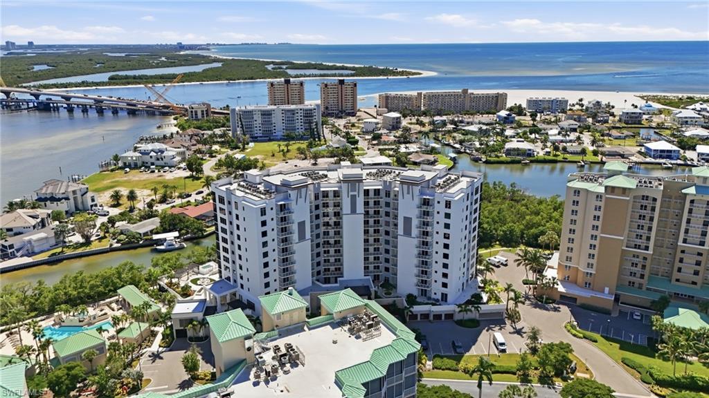 4142 Bay Beach LN 904