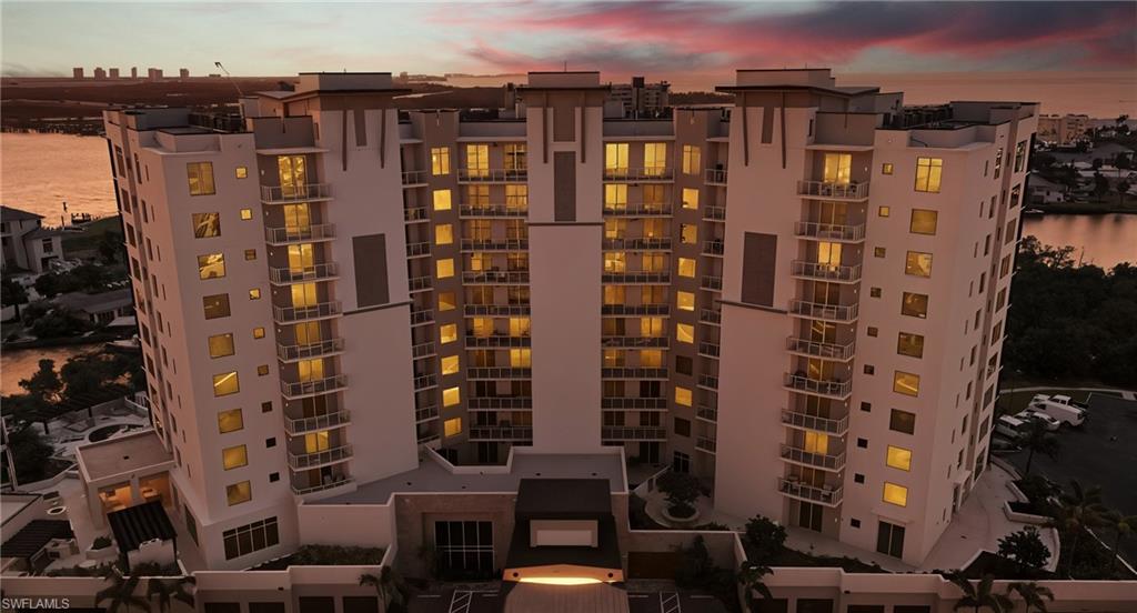 4142 Bay Beach LN 904