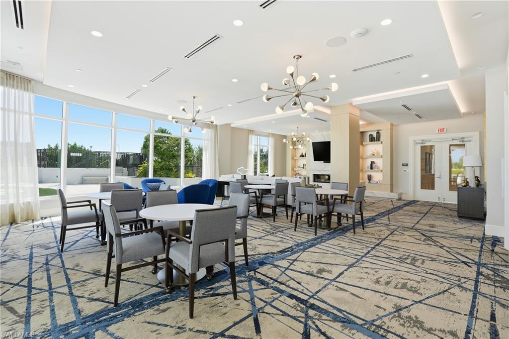 4142 Bay Beach LN 904