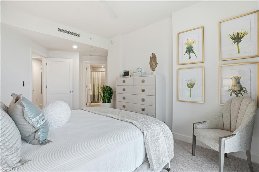 4142 Bay Beach LN 904