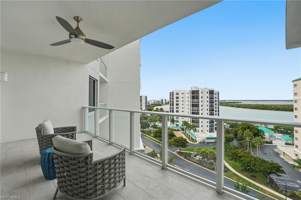 4142 Bay Beach LN 904