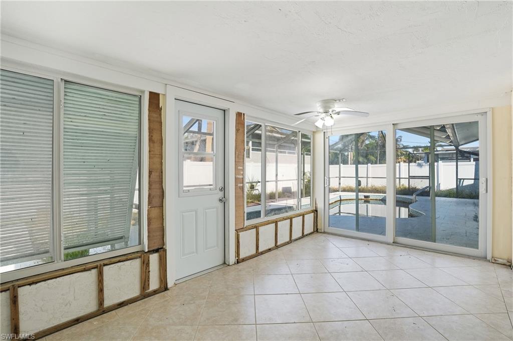 193 Hibiscus DR