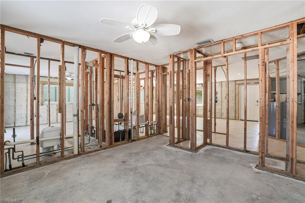 193 Hibiscus DR