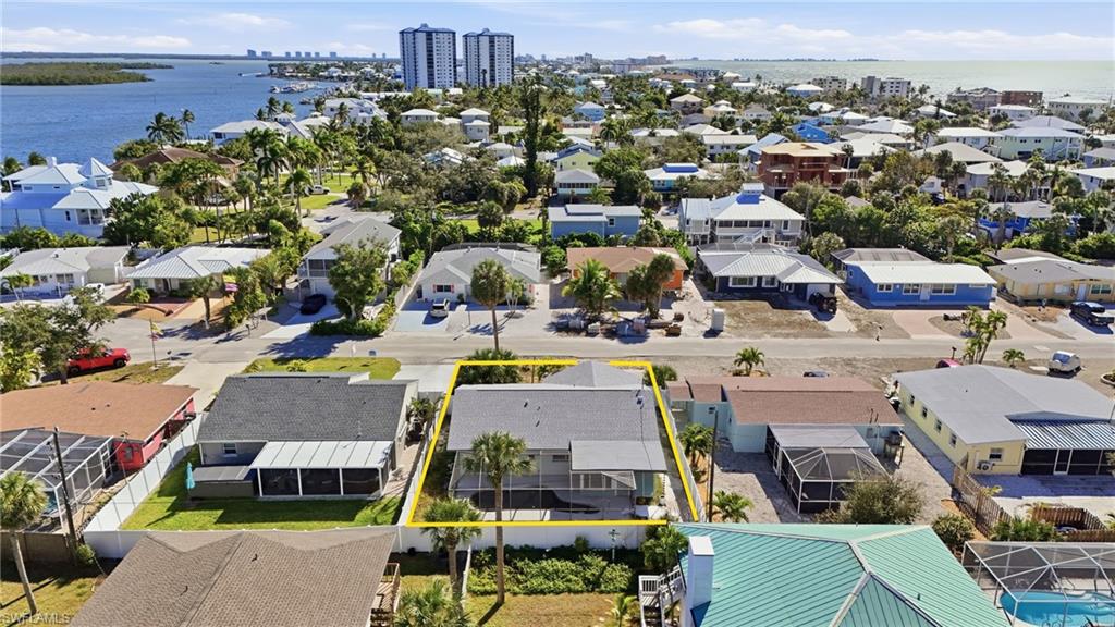 193 Hibiscus DR