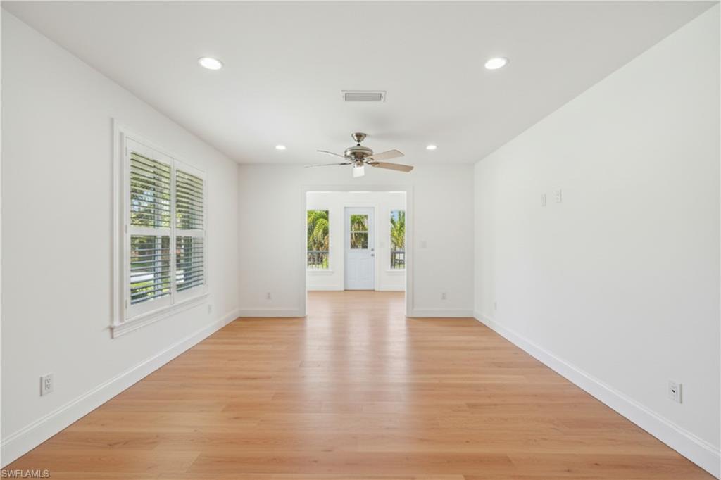 193 Hibiscus DR