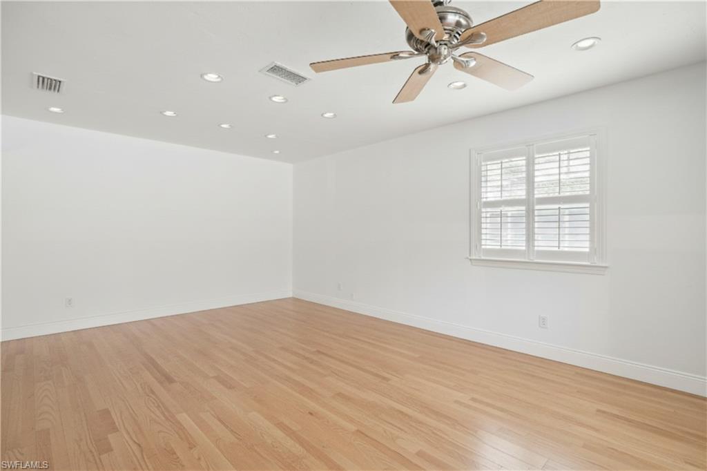 193 Hibiscus DR
