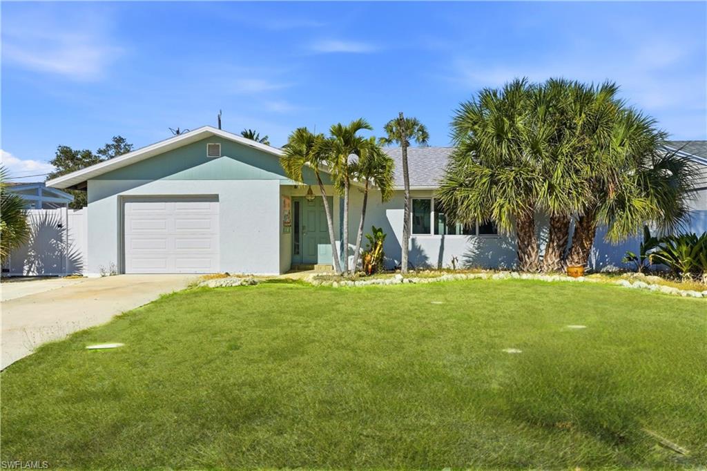 193 Hibiscus DR