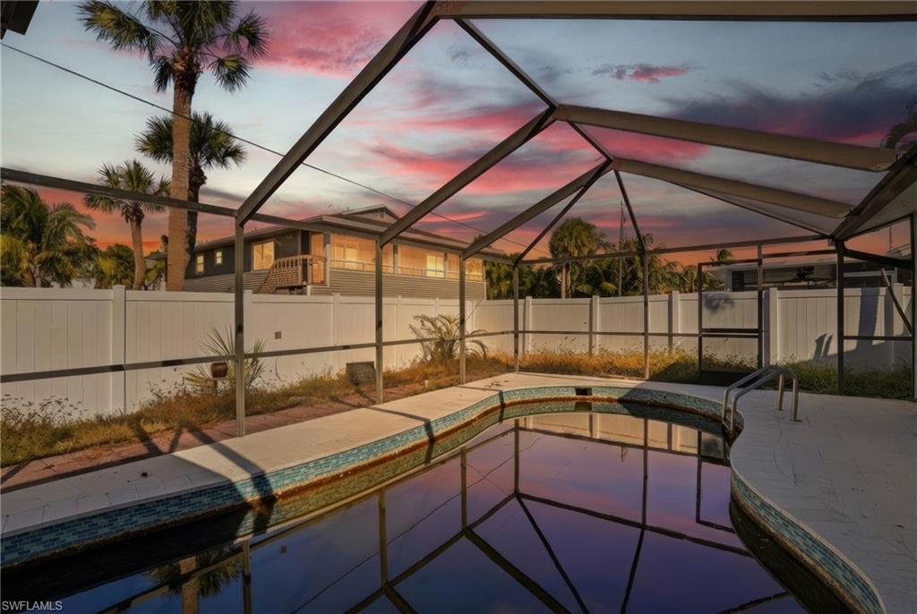 193 Hibiscus DR
