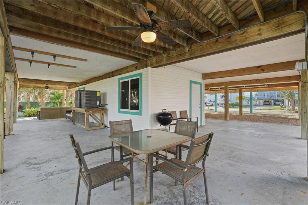 21697/699 Indian Bayou DR