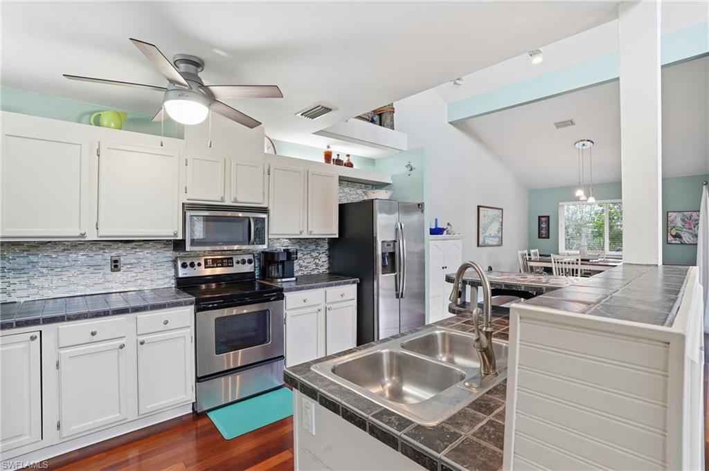 21697/699 Indian Bayou DR