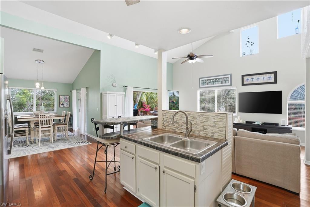 21697/699 Indian Bayou DR