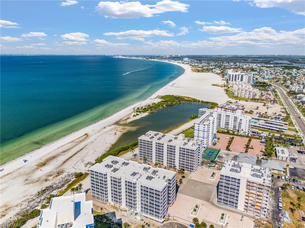 7146 Estero BLVD 816