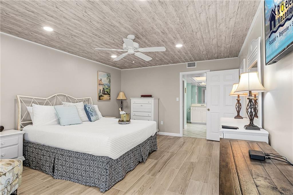 7146 Estero BLVD 816