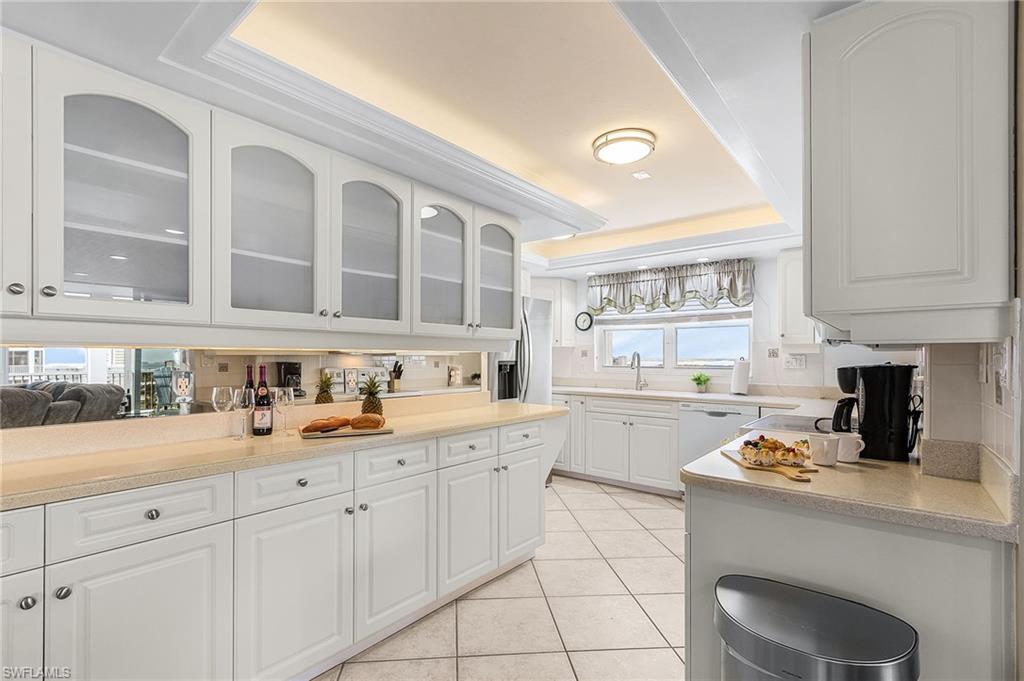7146 Estero BLVD 816