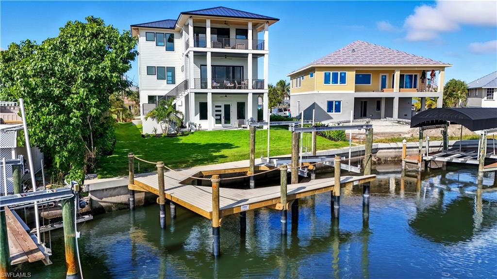 306 Seminole WAY