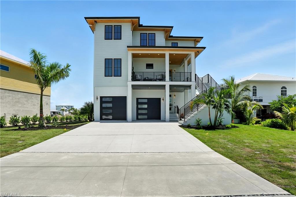 306 Seminole WAY