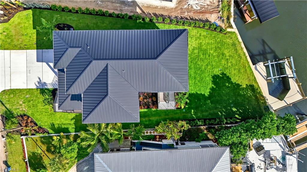 306 Seminole WAY