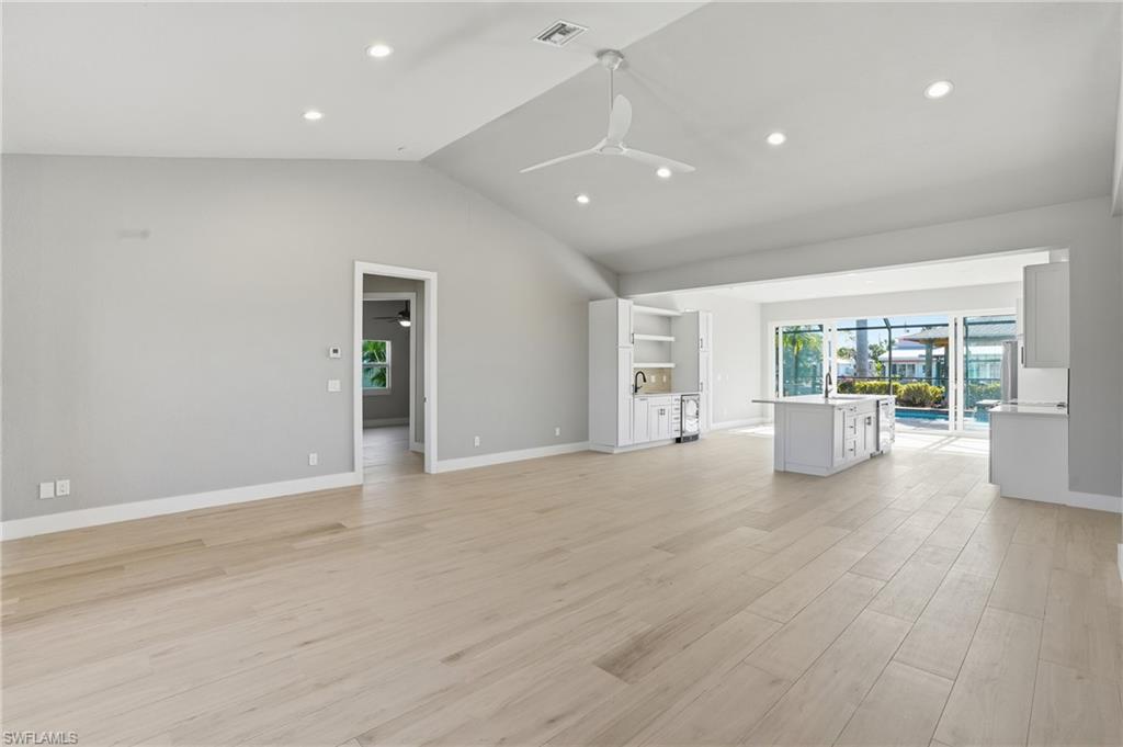 132 Egret ST