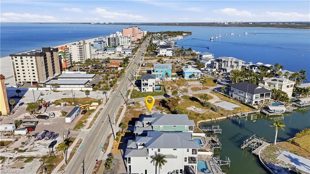 601 Estero BLVD