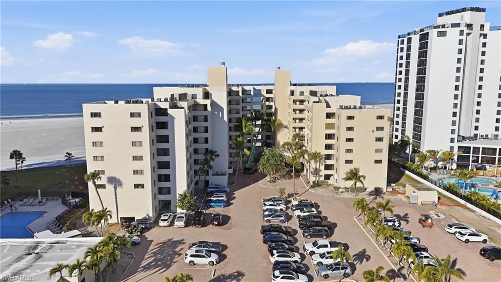 6662 Estero BLVD 508