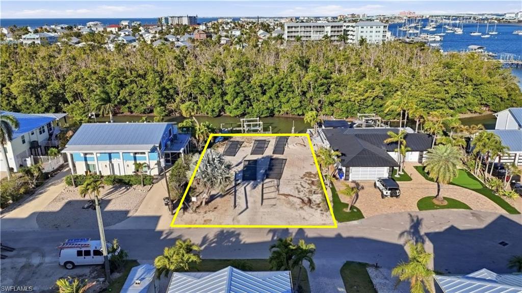 265 Tropical Shores WAY