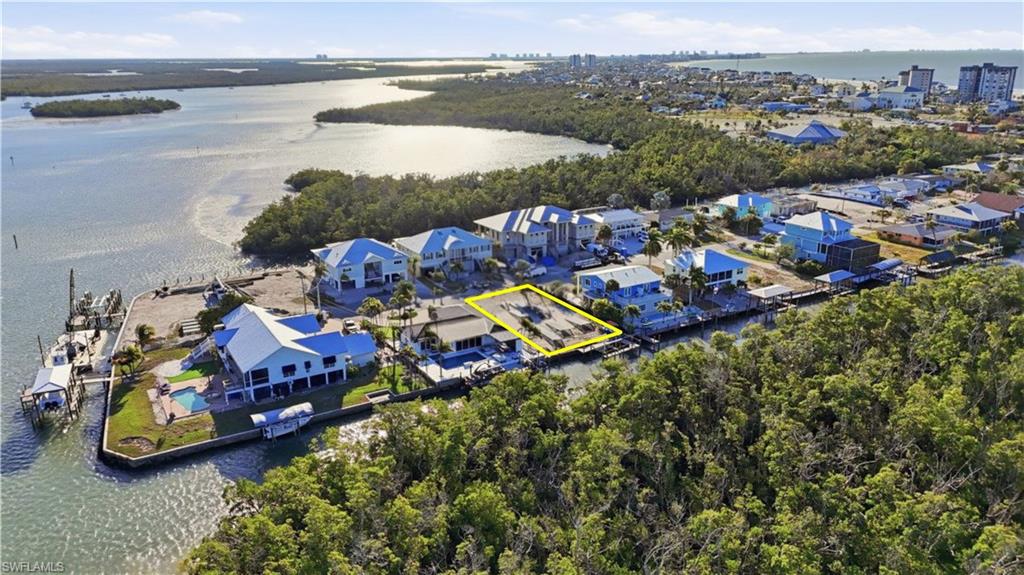 265 Tropical Shores WAY