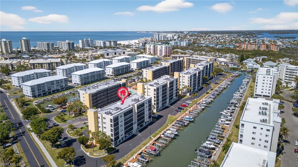 4401 Bay Beach LN 833