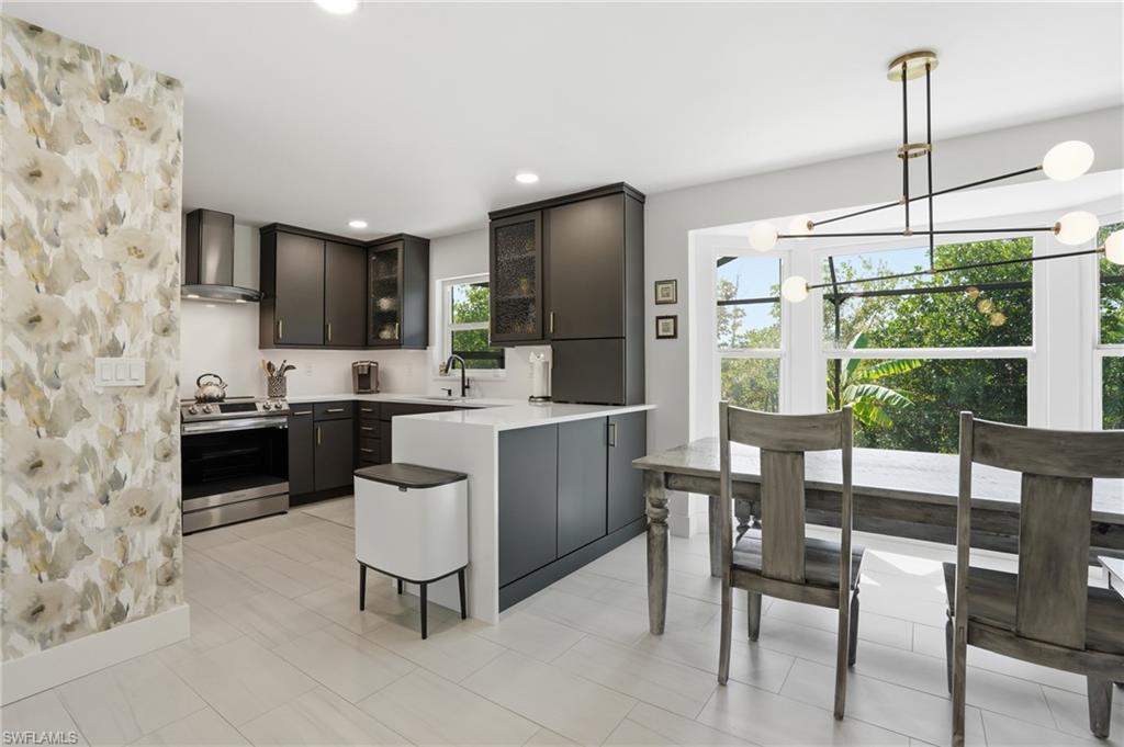 26 Fairview BLVD