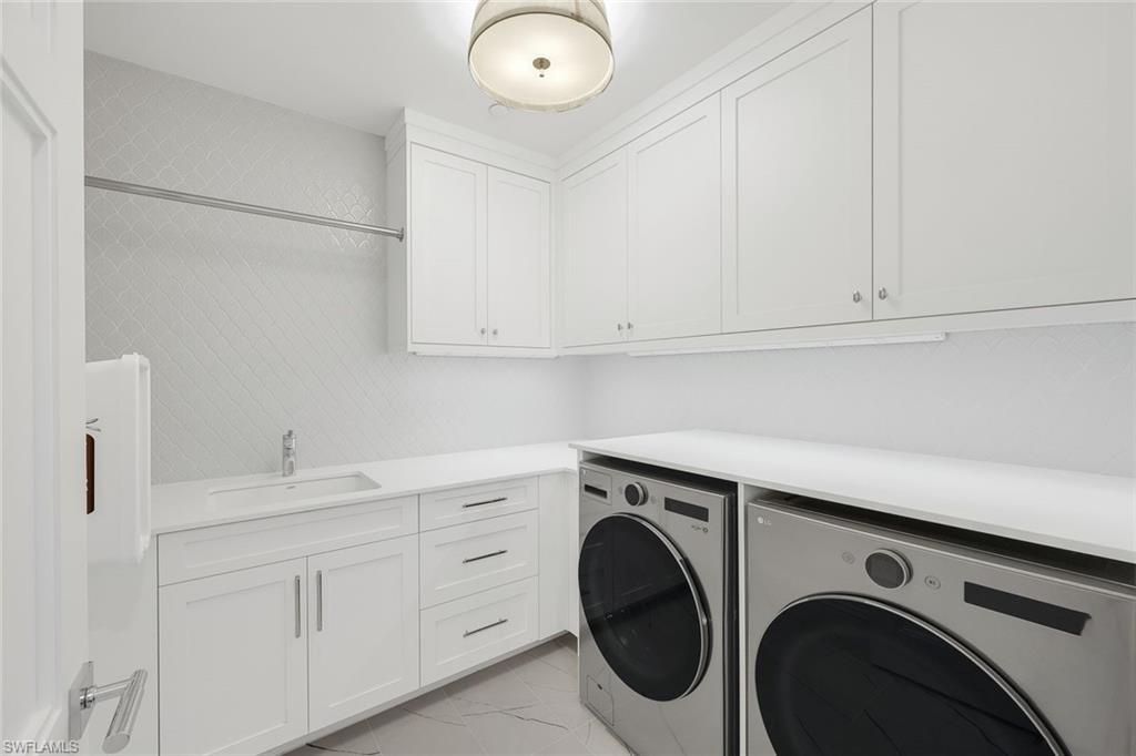 6230 Estero BLVD 201