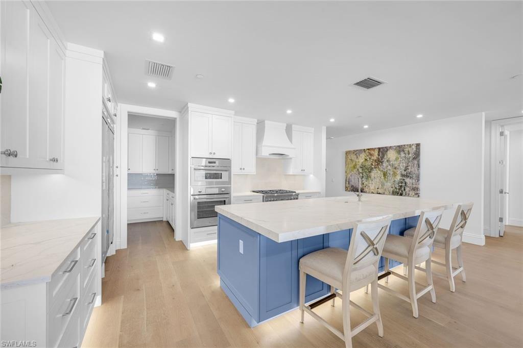 6230 Estero BLVD 201