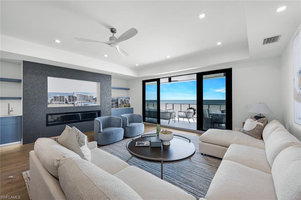 6230 Estero BLVD 201