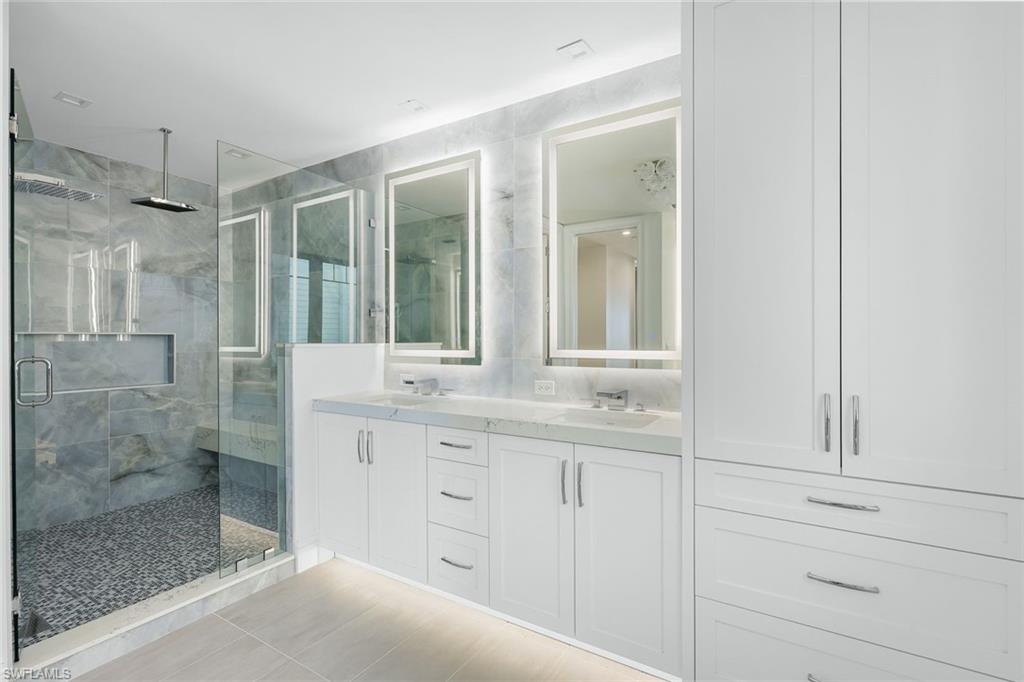 6230 Estero BLVD 201