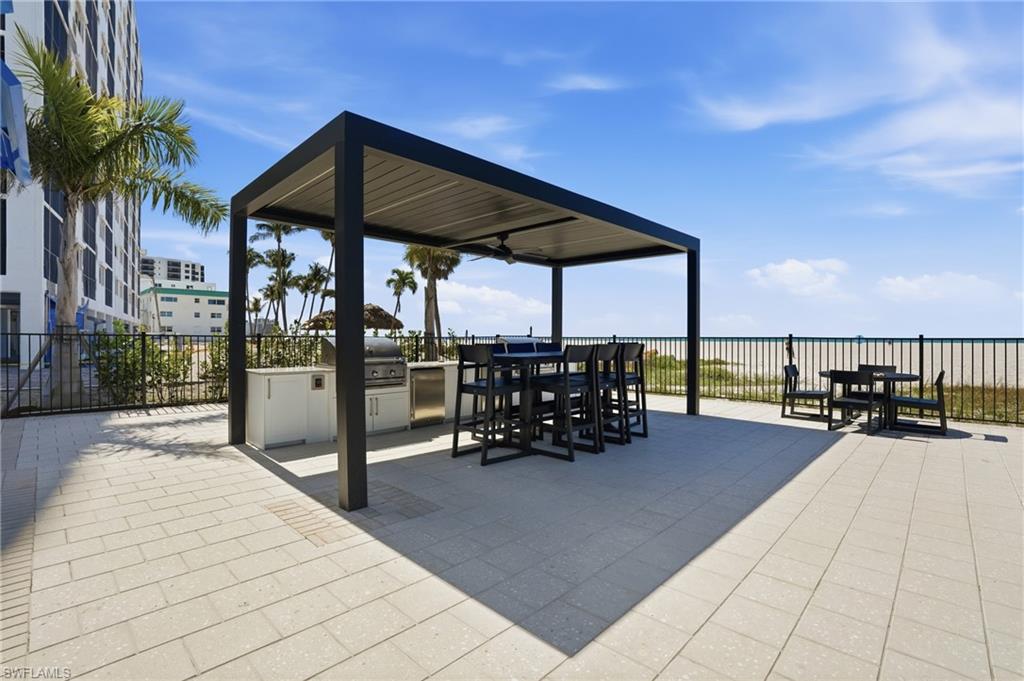 6230 Estero BLVD 202