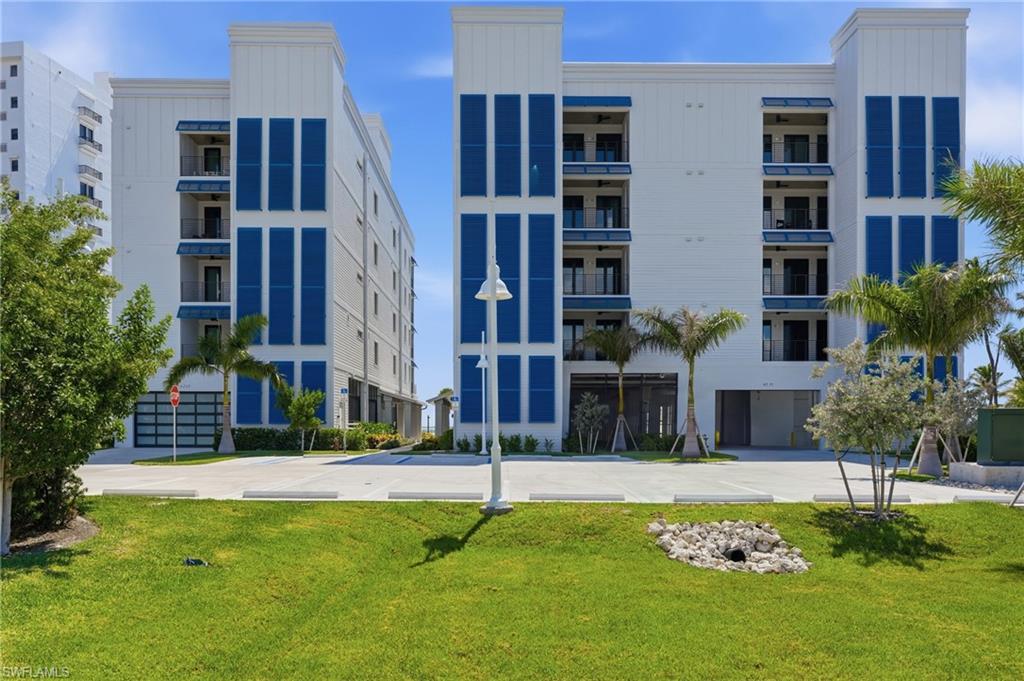 6230 Estero BLVD 202