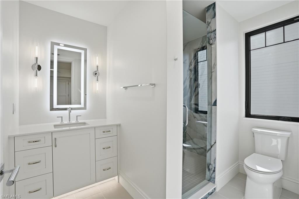 6230 Estero BLVD 202