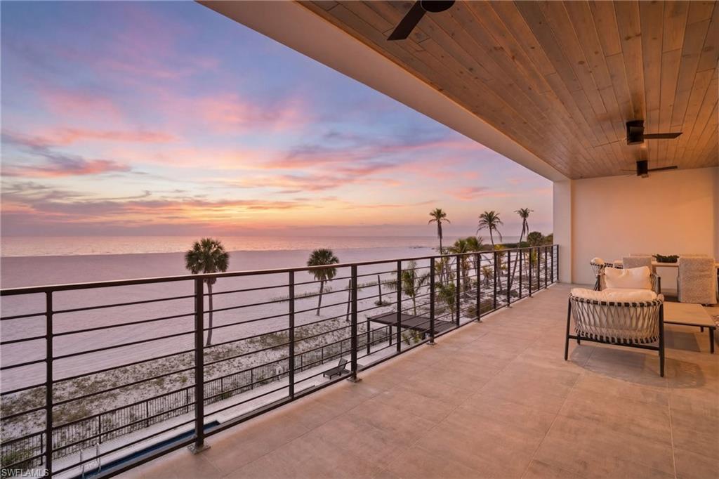 6230 Estero BLVD 202