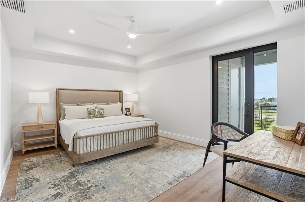 6230 Estero BLVD 202