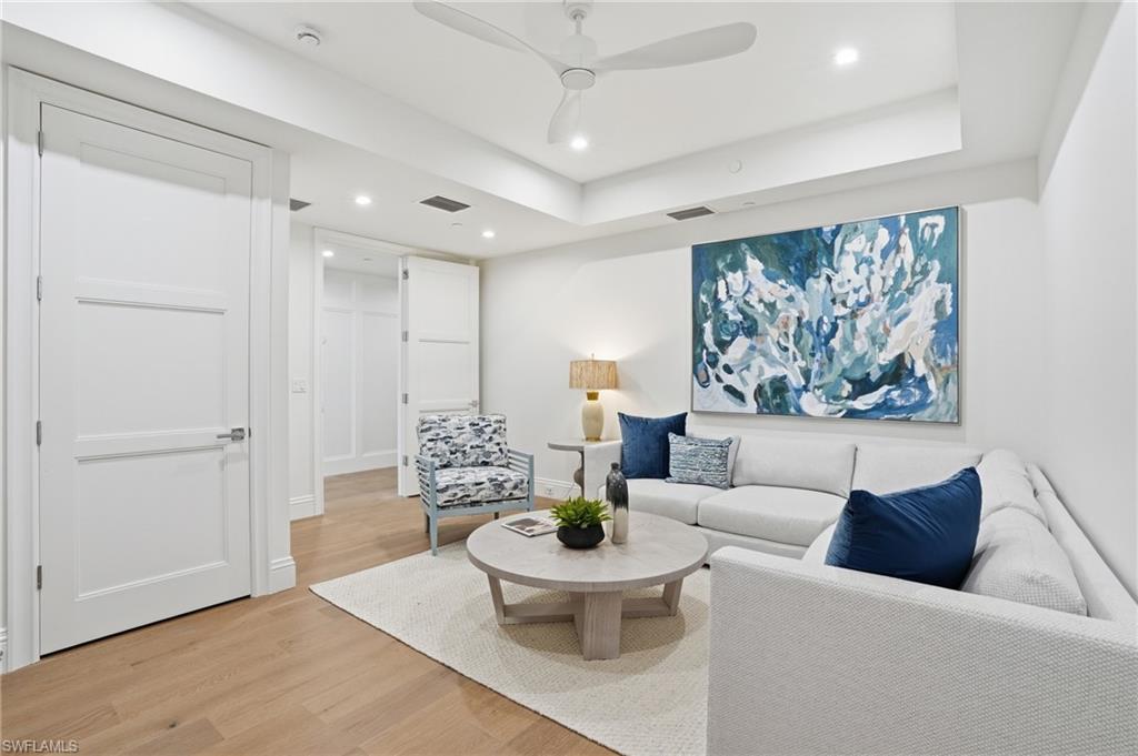 6230 Estero BLVD 202