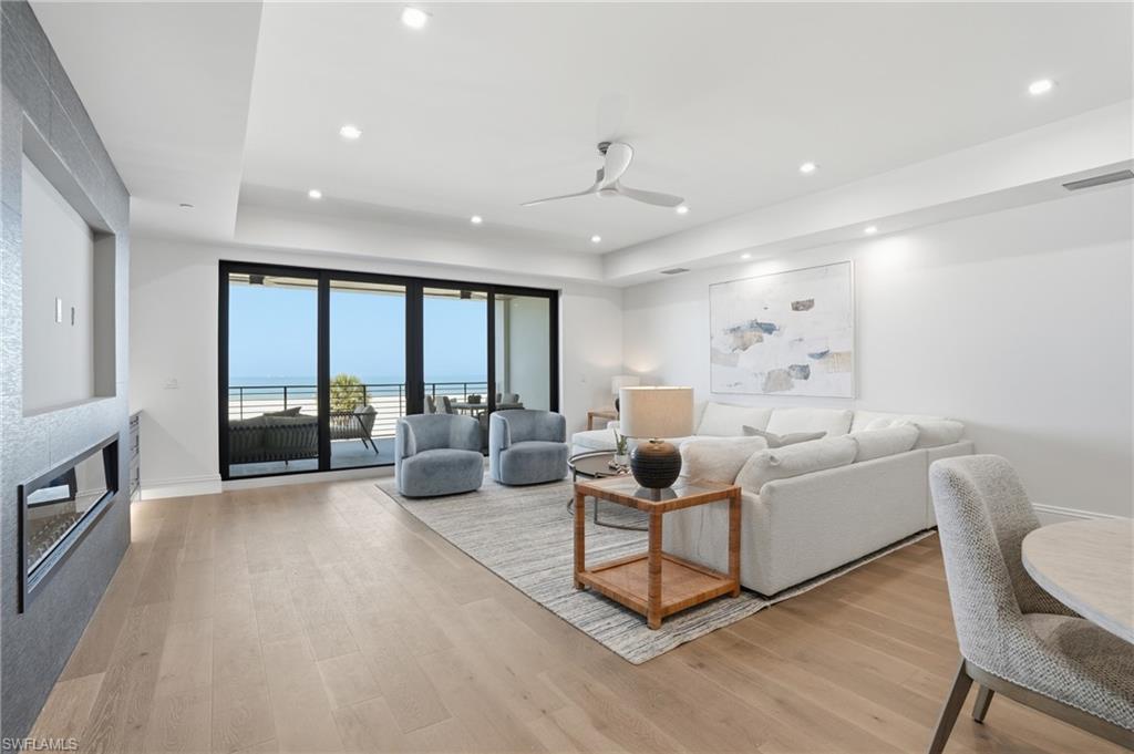 6230 Estero BLVD 202