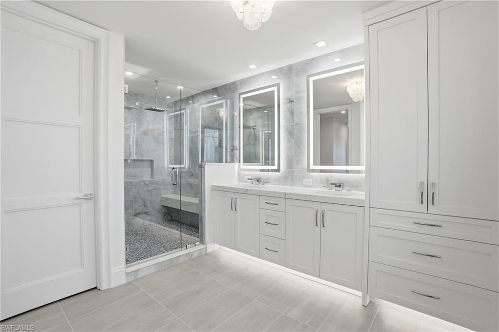 6230 Estero BLVD 202