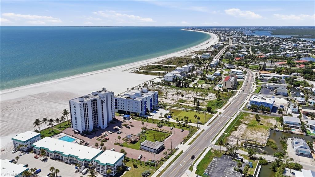 6230 Estero BLVD 202