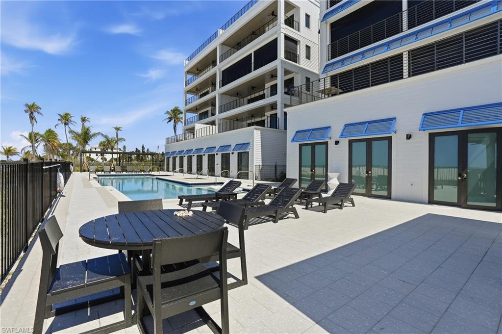 6230 Estero BLVD 202