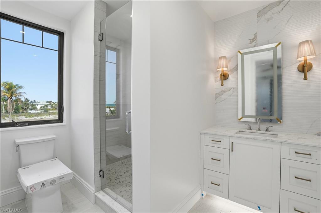 6230 Estero BLVD 101