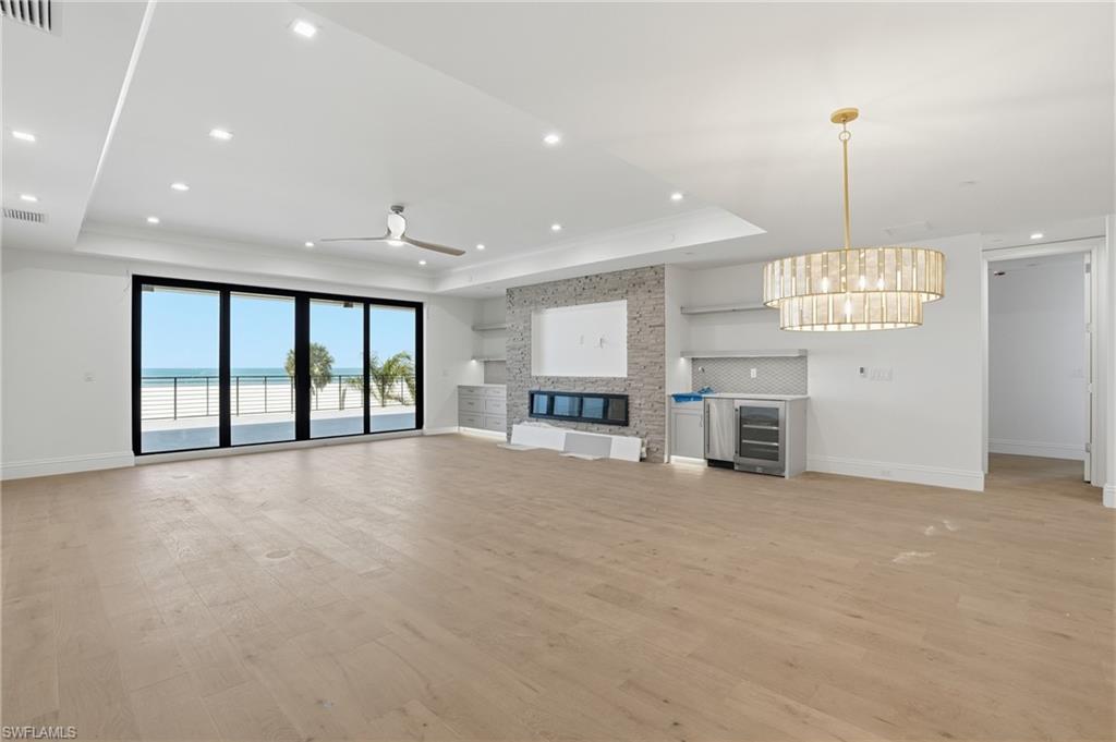 6230 Estero BLVD 101