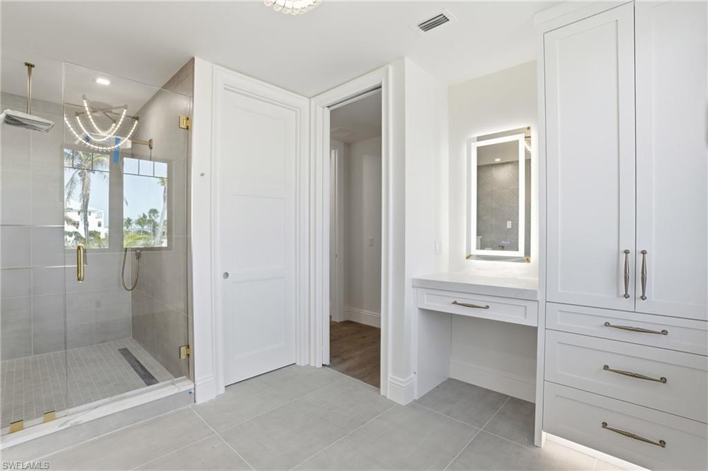 6230 Estero BLVD 101