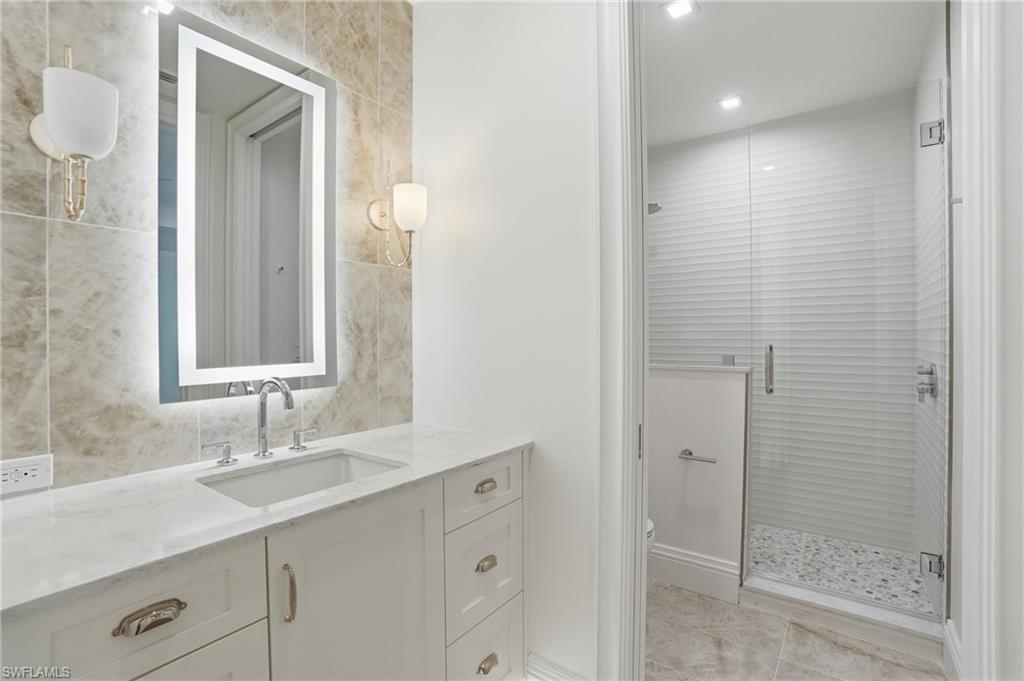 6230 Estero BLVD 102