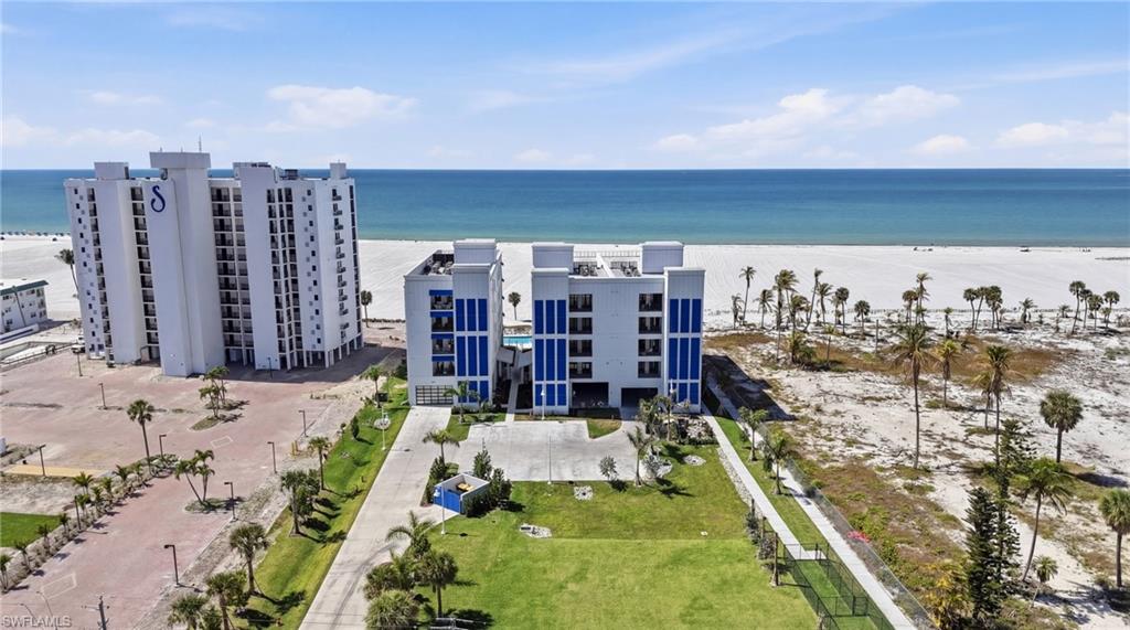 6230 Estero BLVD 102