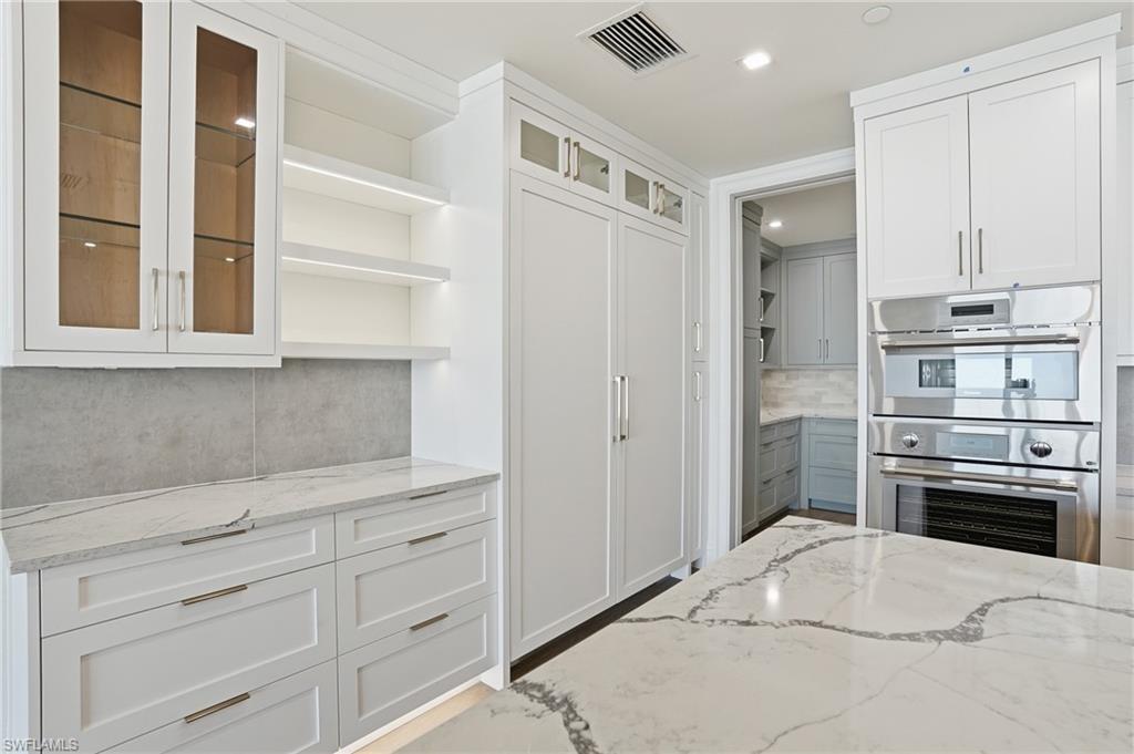 6230 Estero BLVD 402