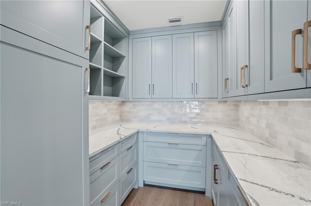 6230 Estero BLVD 402